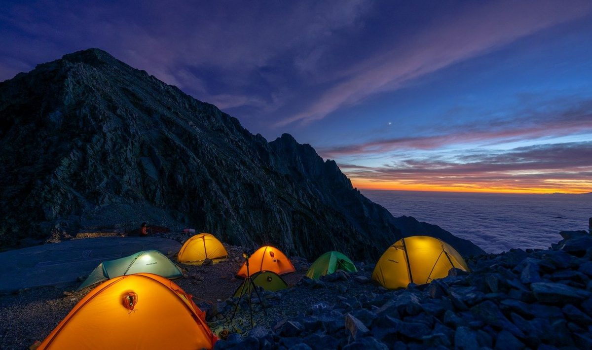 Quels sont les avantages de partir en camping sur la Côte d'Azur ?