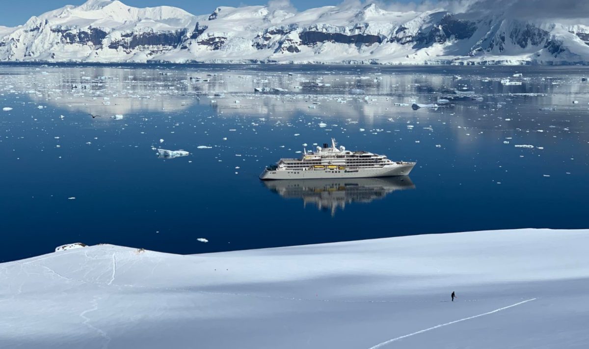 Explorez les merveilles de l’Antarctique en croisière : immersion au cœur des paysages glaciaires